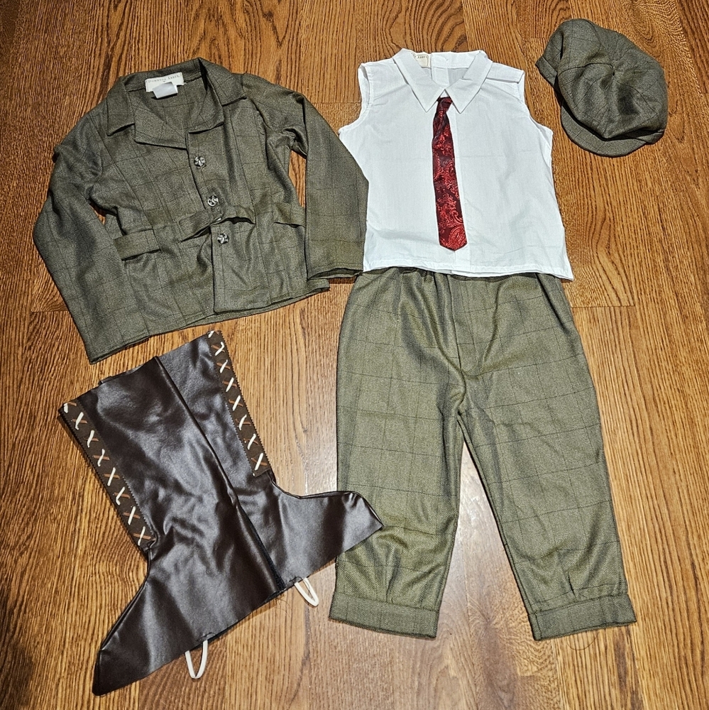 Chasing Fireflies Earl of Grantham costume - like new!